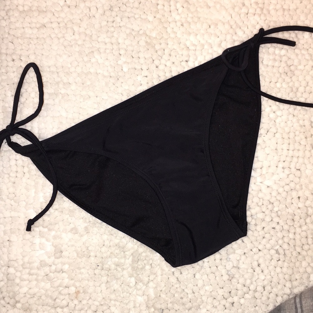 Black string-tie bikini bottoms